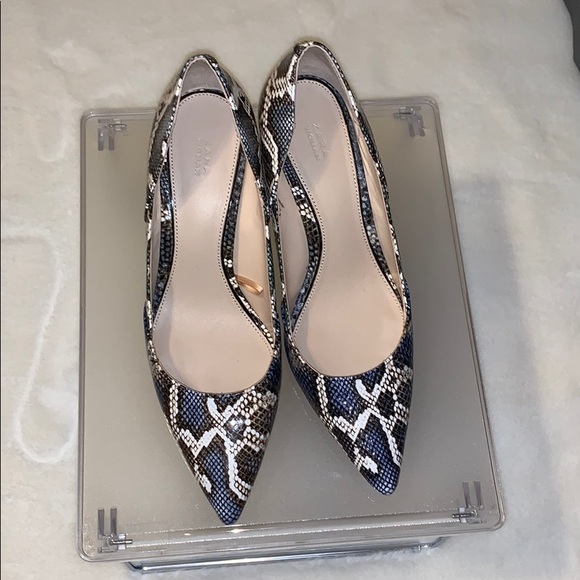 Zara Woman Snakeskin Heels size 38. Never worn - Picture 4 of 10